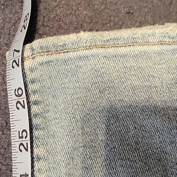 American Eagle Distresses Jeans Size 4 - Picture 9 of 9